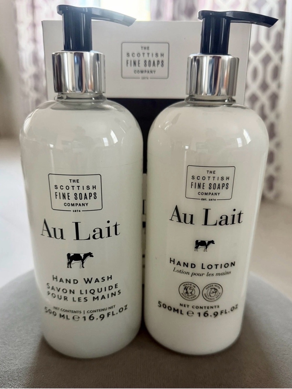 Au Lait Hand Wash & Hand Lotion Set — White by